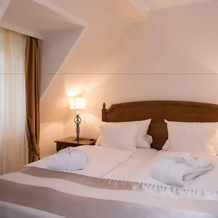 호텔 Jagdschloss Niederwald