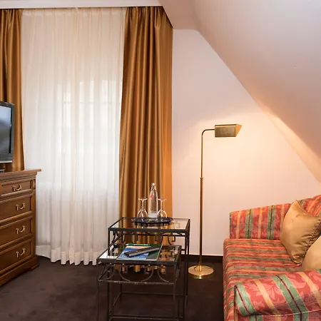 호텔 Jagdschloss Niederwald