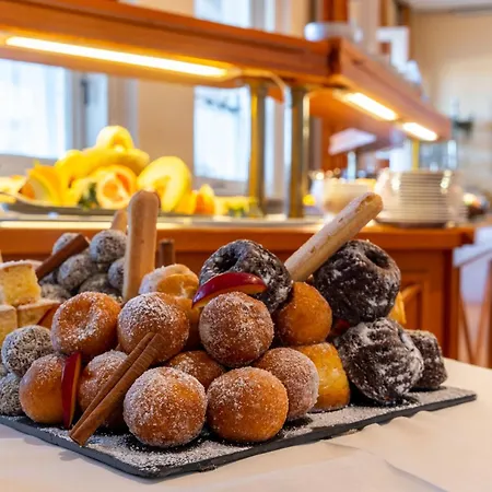 호텔 Jagdschloss Niederwald 4*