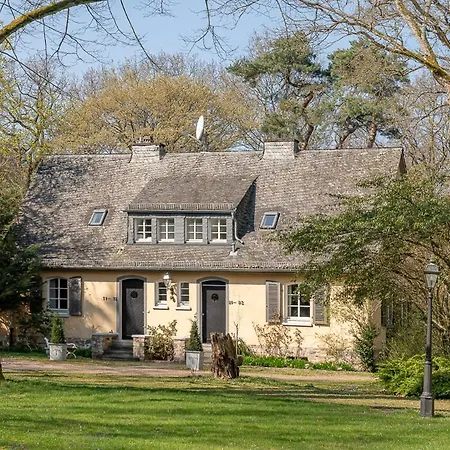 Jagdschloss Niederwald 로데스하임암라인