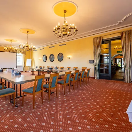 Hotel Jagdschloss Niederwald